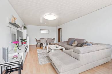 Wohnung zum Kauf 297.000 € 3 Zimmer 75 m² 3. Geschoss Friedrichshafen - Mitte 2 Friedrichshafen 88045