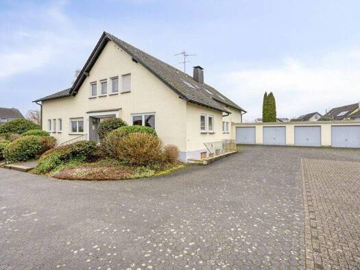 Mehrfamilienhaus zum Kauf 685.000 € 13 Zimmer 350,2 m² 1.525 m² Grundstück Eikamp Odenthal / Eikamp 51519