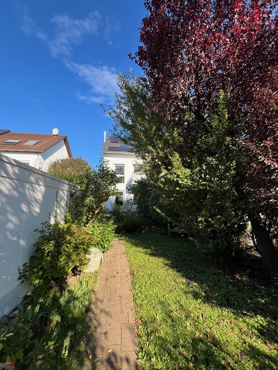 Doppelhaushälfte zur Miete 2.400 € 5 Zimmer 140 m²<br/>Wohnfläche 358 m²<br/>Grundstück 01.02.2025<br/>Verfügbarkeit Bodenheim 55294