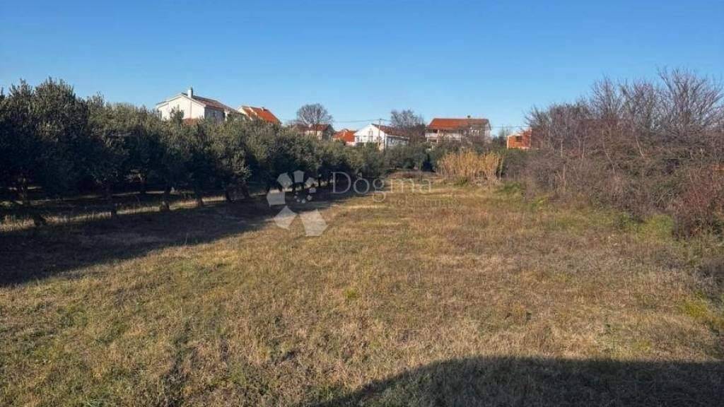 Land-/Forstwirtschaft zum Kauf 70.000 € Zemunik Donji