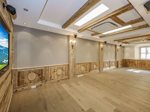 Büro zur Miete 12,95 € 1 Zimmer 77,2 m² Bürofläche Kitzbühel 6370