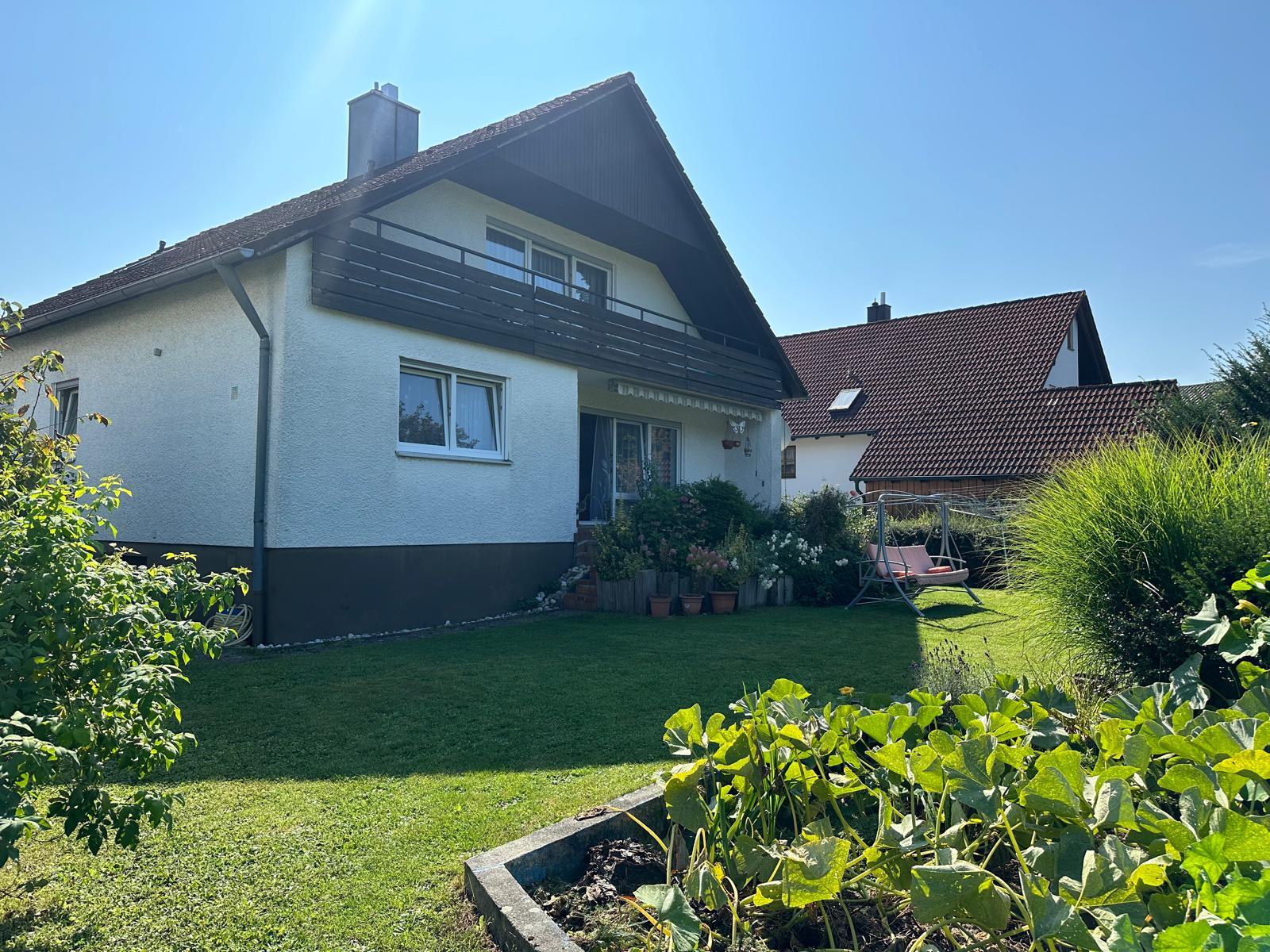 Einfamilienhaus zum Kauf 369.000 € 6 Zimmer 180 m²<br/>Wohnfläche 769 m²<br/>Grundstück Ettmannsdorf Schwandorf 92421