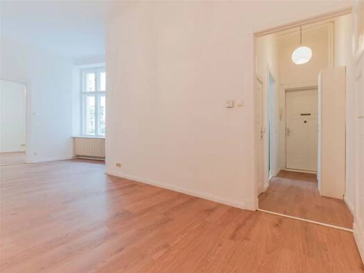 Wohnung zum Kauf 295.000 € 2 Zimmer 48 m² frei ab sofort Charlottenburg Berlin 10585