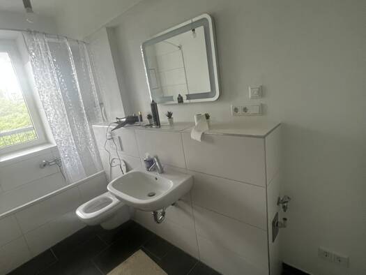 Wohnung zur Miete 1.170 € 3 Zimmer 76,9 m² Geschoss 1/4 Petzscher Straße 1 Eutritzsch Leipzig 04129