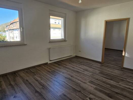 Wohnung zur Miete 400 € 3 Zimmer 57 m² 1. Geschoss frei ab sofort Sonneberg 96515