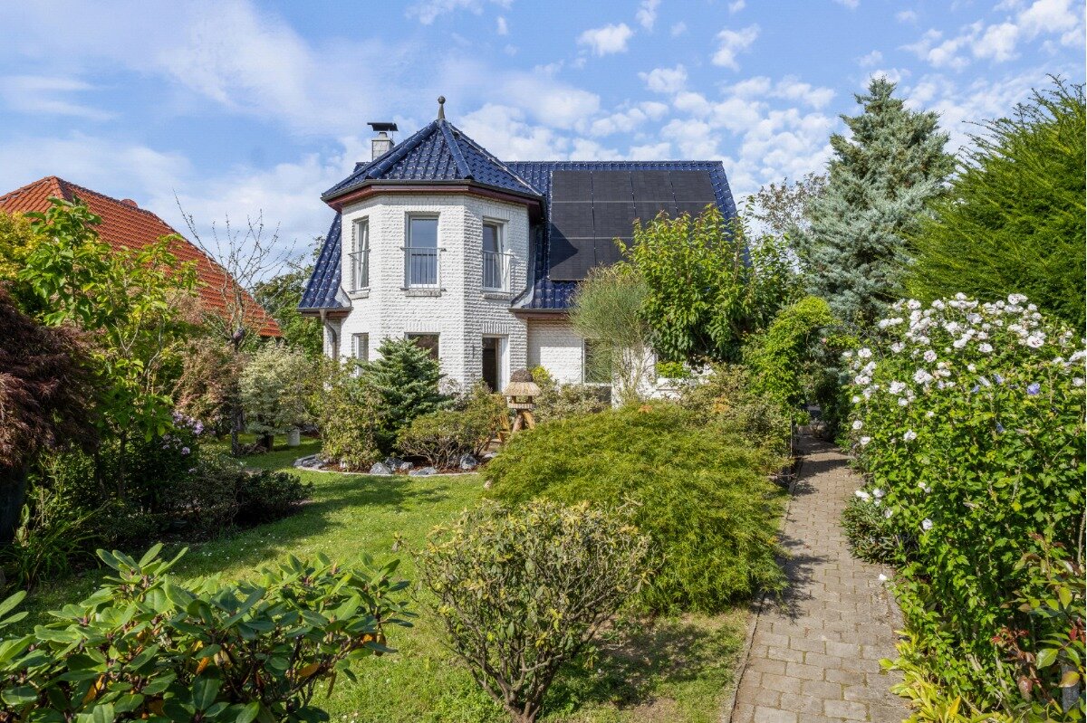 Einfamilienhaus zum Kauf 655.000 € 4 Zimmer 135 m²<br/>Wohnfläche 525 m²<br/>Grundstück Quickborn-Heide 25451