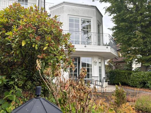 Mehrfamilienhaus zum Kauf 899.000 € 8 Zimmer 224 m² 434 m² Grundstück Mammolshain Königstein 61462