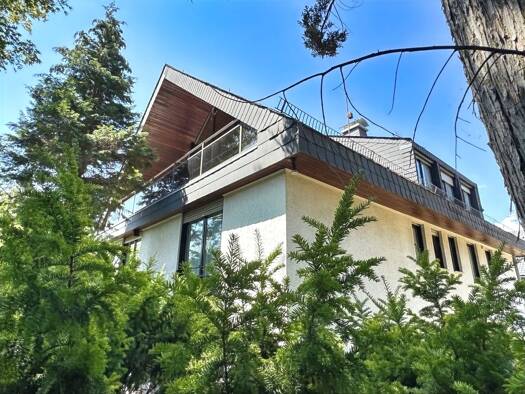 Einfamilienhaus zum Kauf 5 Zimmer 197 m² 942 m² Grundstück frei ab sofort Königstein Königstein 61462