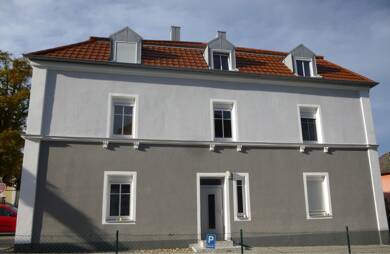 Wohnung zum Kauf 98.000 € 1,5 Zimmer 35 m² Dachgeschoss frei ab sofort Straubing Straubing 94315