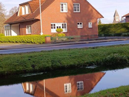 Einfamilienhaus zum Kauf provisionsfrei 339.000 € 4 Zimmer 180 m² 700 m² Grundstück Bethlehem rechts 4 Papenburg 26871