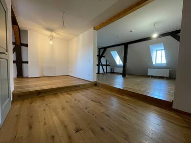 Maisonette zur Miete 1.500 € 3,5 Zimmer 123 m² Dachgeschoss, 3. Geschoss frei ab sofort Schlehengasse 25 Lorenz Nürnberg 90402