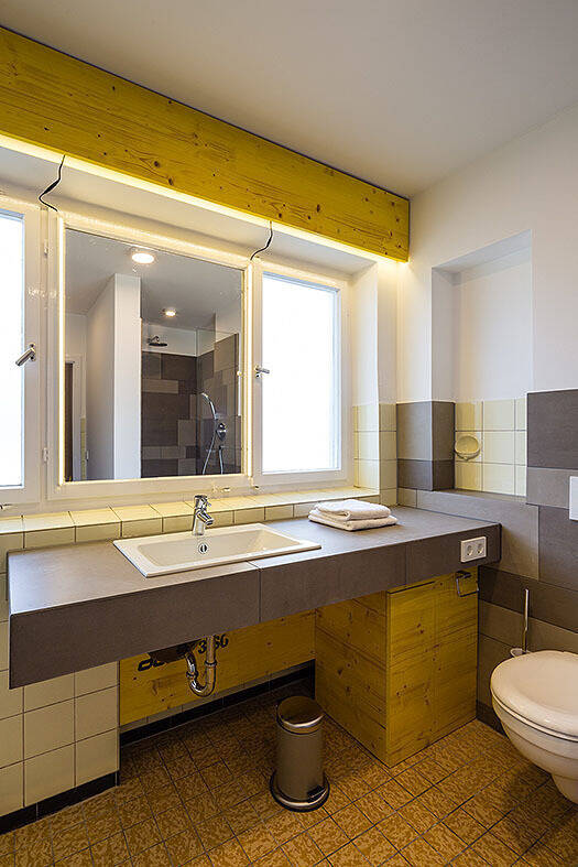 Property thumbnail 11