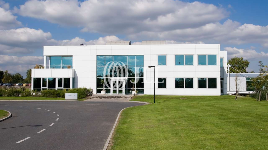 Lagerhalle zur Miete 4.500 m² Lagerfläche teilbar ab 1.741 m² Werderau Nürnberg 90441