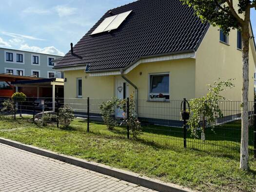 Haus zum Kauf 549.000 € 4 Zimmer 110 m² 540 m² Grundstück Schönow Bernau 16321