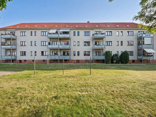 Mehrfamilienhaus zum Kauf 1.750.000 € 42 Zimmer 1.185,9 m² 2.409 m² Grundstück Neue Neustadt Magdeburg 39124