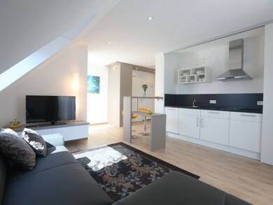 Studio zur Miete Wohnen auf Zeit 1.400 € 2 Zimmer 43 m² frei ab 01.09.2025 Ingolstadt 85051