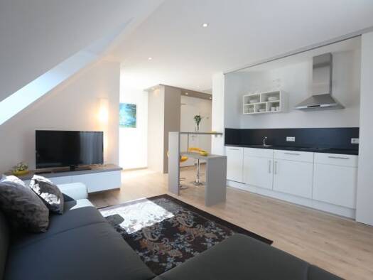 Studio zur Miete Wohnen auf Zeit 1.400 € 2 Zimmer 43 m² frei ab 01.09.2025 Ingolstadt 85051