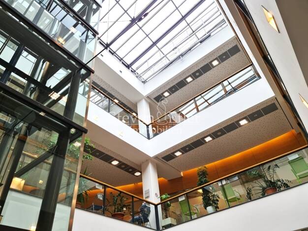 Bürofläche zur Miete 1.267 € 78,1 m² Bürofläche Glockenhof Nürnberg 90461