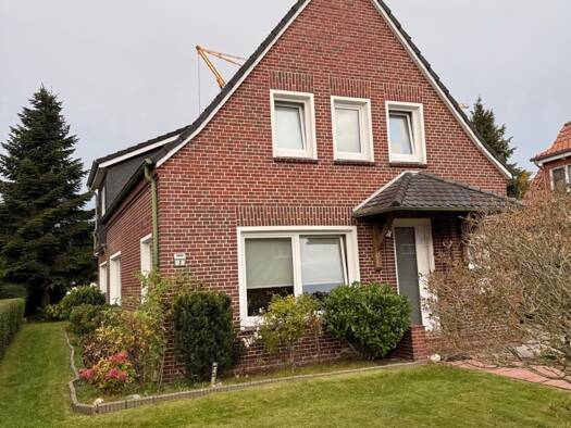 Einfamilienhaus zum Kauf 280.000 € 7 Zimmer 125 m² 656 m² Grundstück Esens 26427