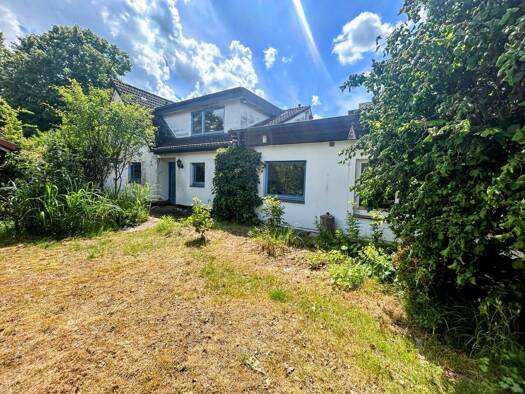 Doppelhaushälfte zum Kauf 349.000 € 5,5 Zimmer 146 m² 445 m² Grundstück frei ab 01.09.2026 Ahrensburg 22926