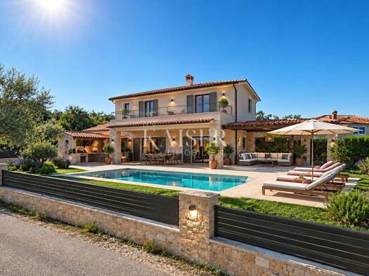 Wohn- und Gewerbegrundstück zum Kauf 280.000 € Petrovija, Umag Umag 52470