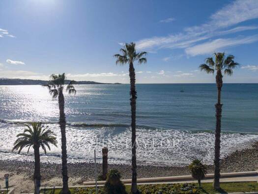 Villa zum Kauf provisionsfrei 2.600.000 € 6 Zimmer 165 m² 300 m² Grundstück La Ville Bandol 83150