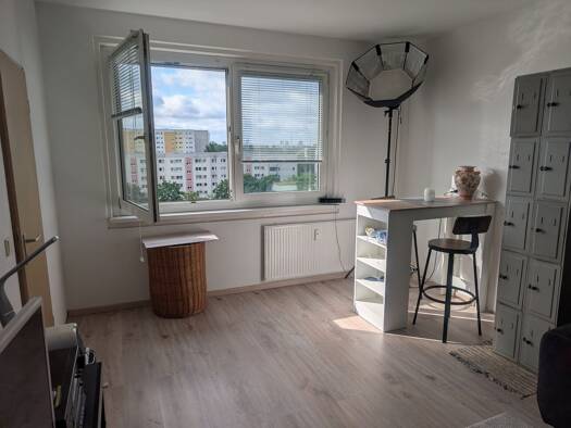 Studio zur Miete 430 € 1 Zimmer 32 m² Geschoss 1/10 frei ab 31.08.2026 Neu-Hohenschönhausen Berlin 13057