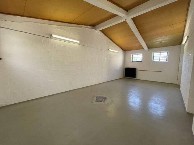 Lagerhalle zur Miete 210 € 140 m² Lagerfläche Arnsberg 59821