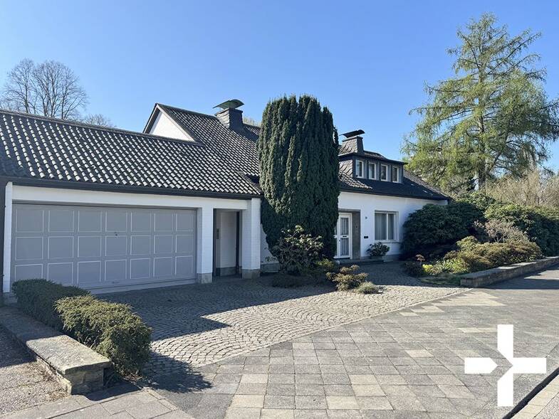 Villa zum Kauf 1.300.000 € 8 Zimmer 270 m² 2.130 m² Grundstück Rheydt-West Mönchengladbach 41239