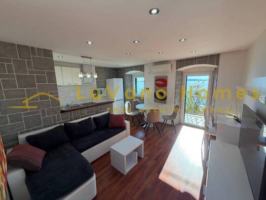 Wohnung zur Miete 800 € 2 Zimmer 35,5 m² Geschoss EG/3 Rijeka 51000