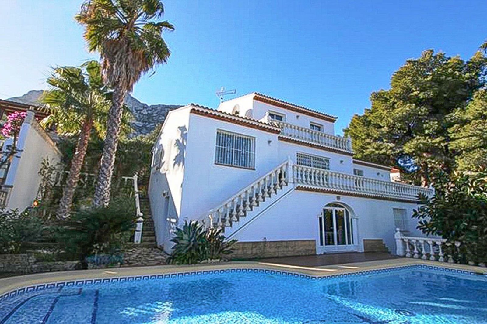 Villa zum Kauf 475.000 € 6 Zimmer 340 m²<br/>Wohnfläche 789 m²<br/>Grundstück Denia 03700