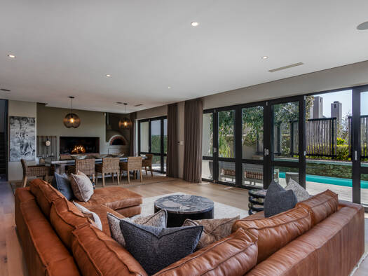 Einfamilienhaus zum Kauf 813.000 € 676 m² 820 m² Grundstück Stellenbosch