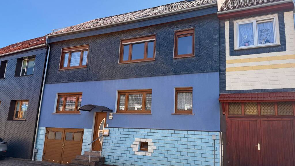 Reihenmittelhaus zum Kauf 174.900 € 6 Zimmer 126 m² 324 m² Grundstück frei ab sofort Gräfinau-Angstedt Ilmenau 98693