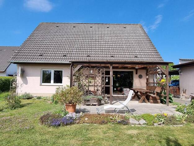 Einfamilienhaus zum Kauf provisionsfrei 239.000 € 5 Zimmer 130 m² 677 m² Grundstück Eggesin Eggesin 17367