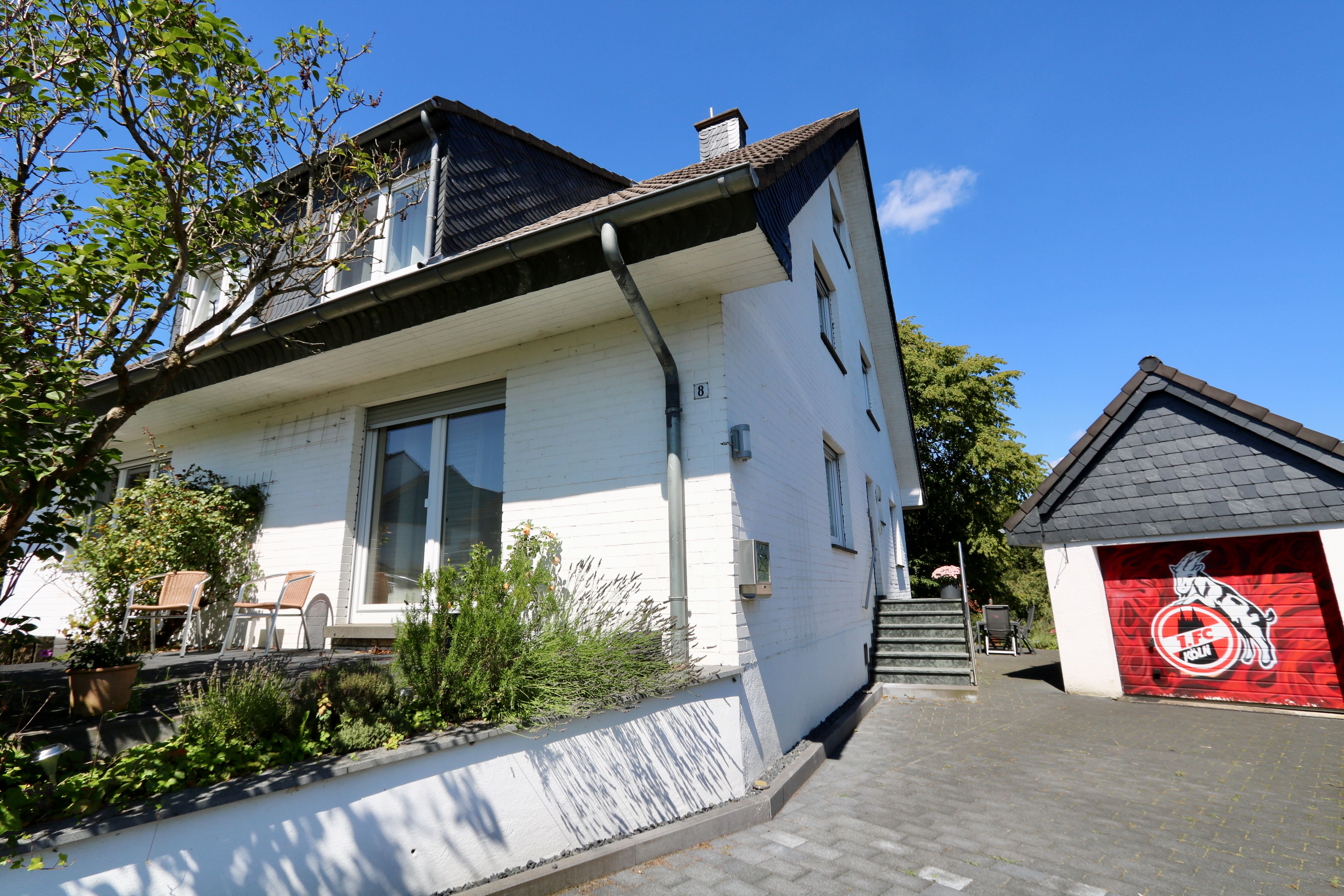 Doppelhaushälfte zum Kauf 495.000 € 4 Zimmer 153 m²<br/>Wohnfläche 793 m²<br/>Grundstück Overath Overath 51491