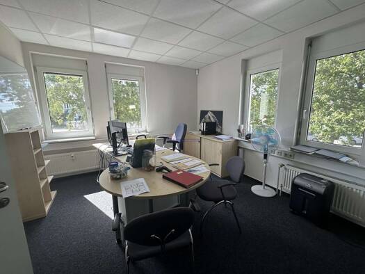 Bürofläche zur Miete provisionsfrei 10,90 € 140 m² Bürofläche Ettlingen 76275