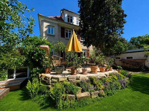 Villa zum Kauf 989.000 € 9 Zimmer 201 m² 807 m² Grundstück Burgholz Reutlingen 72766