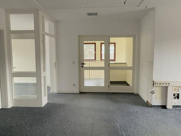 Wohnung zum Kauf provisionsfrei 144.750 € 7 Zimmer 132 m² 1. Geschoss Mengersgereuth-Hämmern Mengersgereuth-Hämmern 96528