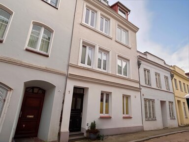 Mehrfamilienhaus zum Kauf als Kapitalanlage geeignet 1.050.000 € 348 m² 133 m² Grundstück Innenstadt Lübeck 23552