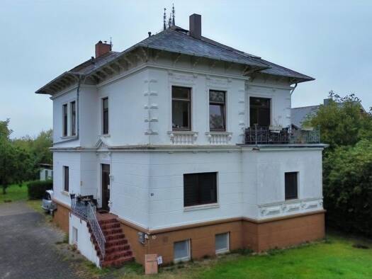 Mehrfamilienhaus zum Kauf als Kapitalanlage geeignet 349.000 € 367,5 m² 1.070 m² Grundstück Grünendeich 21720