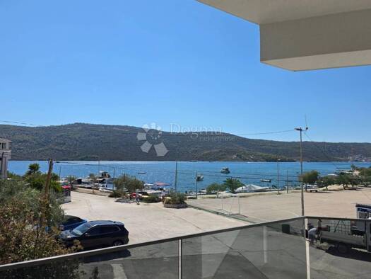 Wohnung zum Kauf 420.000 € 3 Zimmer 89 m² 1. Geschoss Poljica, Marina Marina 21222