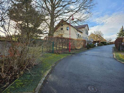Mehrfamilienhaus zum Kauf als Kapitalanlage geeignet 699.000 € 351 m² 833 m² Grundstück Südstraße Weißig Dresden 01328