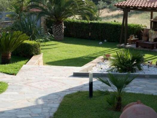 Studio zum Kauf 220.000 € 5 Zimmer 130 m² EG Eubia