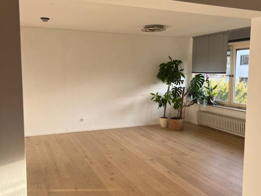Wohnung zur Miete 1.350 € 4,5 Zimmer 110 m² Geschoss 1/3 frei ab sofort Nürtingen 72622