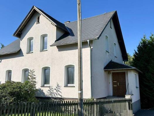 Einfamilienhaus zum Kauf 137.000 € 9 Zimmer 118 m² 1.670 m² Grundstück Werda 08223