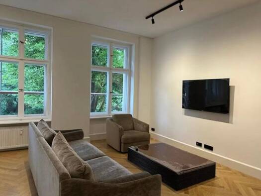 Wohnung zur Miete 1.350 € 2 Zimmer 70 m² Geschoss 1/6 frei ab 15.12.2026 Katzbachstraße 15 Kreuzberg Berlin 10965
