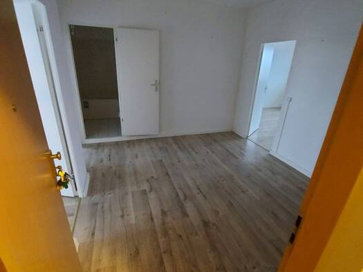 Wohnung zur Miete 487 € 4 Zimmer 68,9 m² 3. Geschoss frei ab 01.09.2026 Tschirchdamm 31 Hohenstücken Brandenburg an der Havel 14772