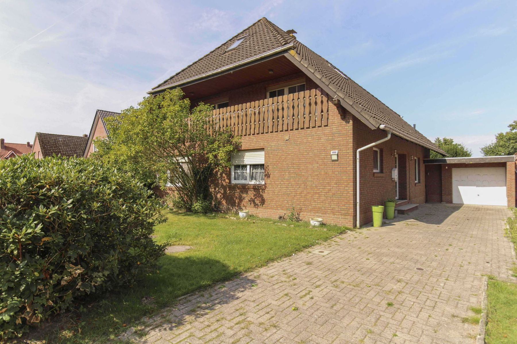 Immobilie zum Kauf als Kapitalanlage geeignet 299.000 € 5 Zimmer 249,8 m²<br/>Fläche 729,1 m²<br/>Grundstück Leerhafe Wittmund 26409