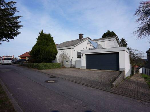 Einfamilienhaus zum Kauf 363.000 € 6 Zimmer 291,9 m² 898 m² Grundstück Moosbrunn Schönbrunn 69436