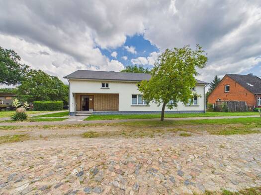 Bürogebäude zum Kauf 165.000 € 8 Zimmer 198 m² Bürofläche Steesow Grabow 19300